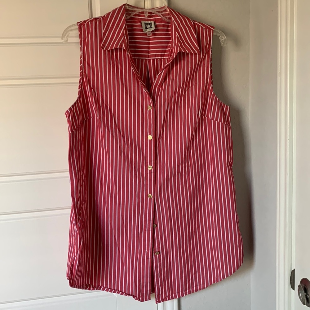 Sleeveless Button down tunic